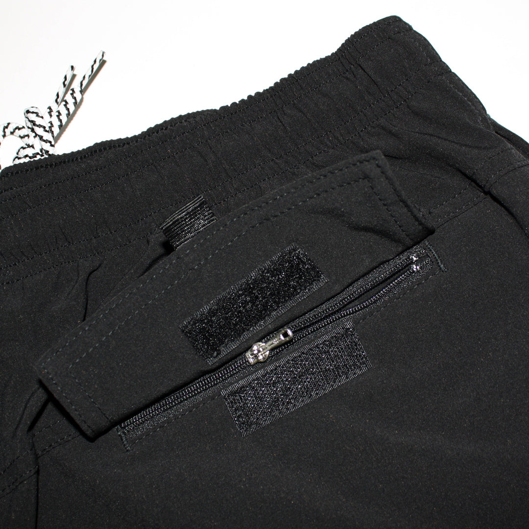 Dhu Fish Short (Black)